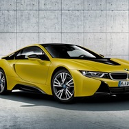 BMW i8 プロトニック フローズン イエロー