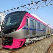 「ベスト100」以外でも鉄道関係の車両や施設などが多数受賞した。写真は京王電鉄の5000系。