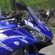 ヤマハ YZF-R25/ABS