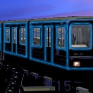 「イルミネーション列車」のイメージ。車体をLEDで装飾する。