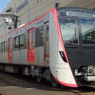 都営浅草線の新型電車「5500形」。12月のイベントで初めて展示される。