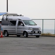 一番乗りはエルグランドのキャンピングカー。AOG湘南里帰りミーティング2017スタートしました!!