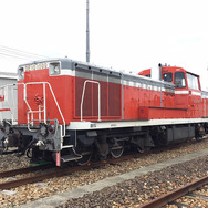一部の日はJR東日本から譲り受けたDE10 1099がけん引する「DL列車」になる。