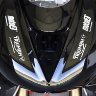 Moto2プロトタイプマシンに試乗（ライダー：佐川健太郎）