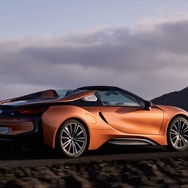 BMW i8ロードスター