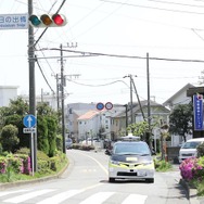 信号情報を携帯電話網を用いて自動運転車両に活用した日本初の公道実験を実施