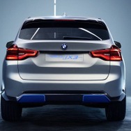 BMWコンセプト iX3