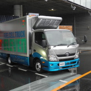 セブン‐イレブンが導入するトヨタのFCトラック