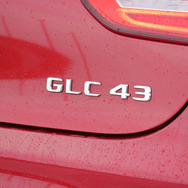 メルセデスAMG　GLC43クーペ