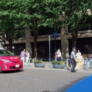 自動運転で荷物の公開公道デモ配送（7月21日、横浜市）