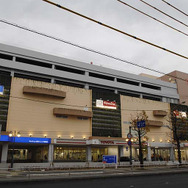 トレッサ横浜…54店舗、仏リヨンの町並み