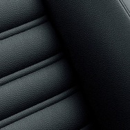 VW ザ ビートル マイスター シート：ブラック/レザー