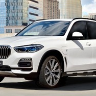 新型BMW X5 のxDrive 45e