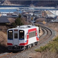 叡山電鉄の三鉄カラーは、この三陸鉄道36-700形をイメージしている。