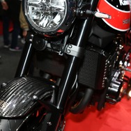 カワサキZ900RSのヨシムラカスタム（東京モーターサイクルショー2019）