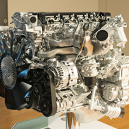 いすゞ エルフ 改良新型に搭載されているディーゼルエンジン