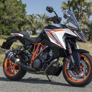 KTM 1290スーパーデュークGT