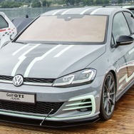 VW ゴルフ GTI オーロラ