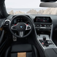 BMW M8 クーペ 新型