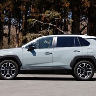 トヨタ RAV4 アドベンチャー 新型