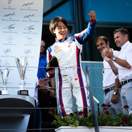 FIA-F2のオーストリア戦「レース1」で松下信治が優勝。