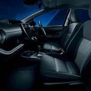 トヨタ アクア 特別仕様車 Sスタイルブラック ファブリックシート表皮（内装色：ブラック）