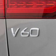 ボルボ V60クロスカントリー