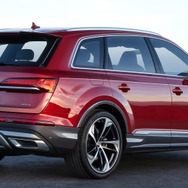 アウディ Q7 改良新型