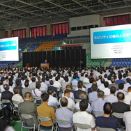 9月18日に開幕した「名古屋オートモーティブワールド2019」の基調講演に、トヨタ自動車の寺師茂樹副社長が登壇