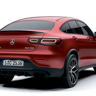 メルセデスAMG GLC 43 4MATICクーペ