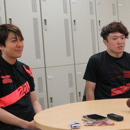 WTCR日本戦に挑んだ富田（左）と宮田（右）。