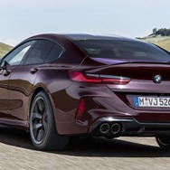 BMW M8 グランクーペ 新型