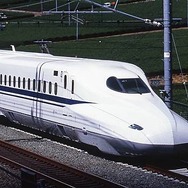 全列車がN700Aタイプに統一される東海道新幹線。東京～新大阪間では『のぞみ』の平均所要時間が2時間29分となり、その時間短縮効果が山陽新幹線内へも波及する。