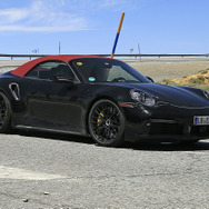 ポルシェ 911ターボ カブリオレ 新型（スクープ写真）