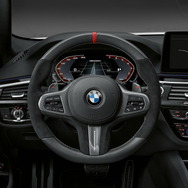 BMW 5シリーズ 改良新型のMパフォーマンスパーツ