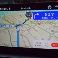 スマホナビをミラーリング表示できるディスプレイオーディオ。車載機としてもスマホのほうが使いやすい時代がすでに到来しつつあることを実感した。