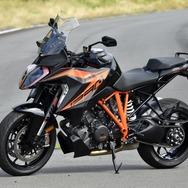 KTM 1290スーパーデュークGT