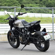 ハスクバーナ・モーターサイクルズ スヴァルトピレン701