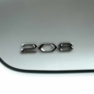 プジョー 208 GTライン