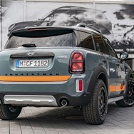 MINI カントリーマン（MINI クロスオーバー ）の「Powered by X-raid」パッケージ