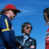 1978年スウェーデンGP、向かって左からラウダ、バーニー・エクレストン、ジョン・ワトソン
