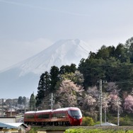 富士急行：富士山ビュー特急