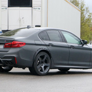 BMW M5 謎のプロトタイプ車両（スクープ写真）