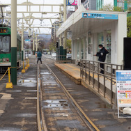 札幌市電のすすきの停留場は18～19分の終電繰上げが実施される。札幌市電では5月1日に信号設備の発火事故が発生した関係で、5月2・3日に西4丁目とすすきのの両停留場で折返し運行が行なわれていた。2021年5月3日。