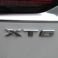 キャデラック XT6
