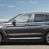 BMW X3 改良新型のPHV「xDrive30e」