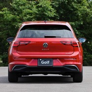 VW ゴルフ 新型（eTSI Active）