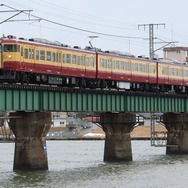 2017年1月にJR東日本の115系で復刻された初代・新潟色。