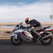 スズキ 新型「Hayabusa」