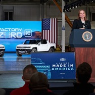 GMのEV専用工場「ファクトリー・ゼロ」の開所式